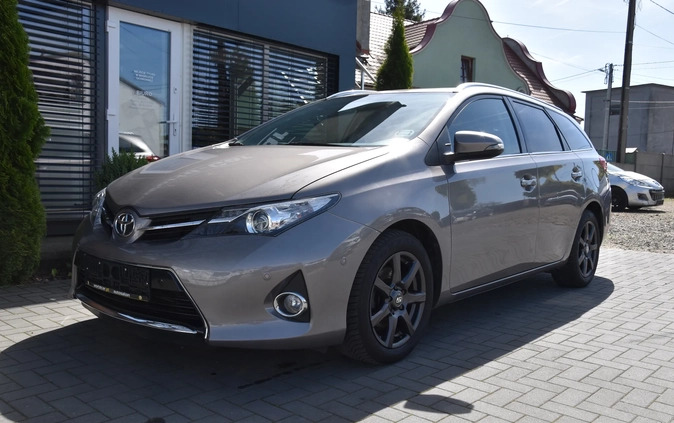 Toyota Auris cena 43999 przebieg: 123036, rok produkcji 2013 z Ścinawa małe 254